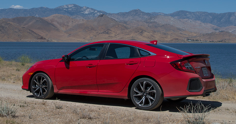 Illustration for article titled The 2017 Honda Civic Si Is The Kind Of Fun That Won’t Ruin Your Life
